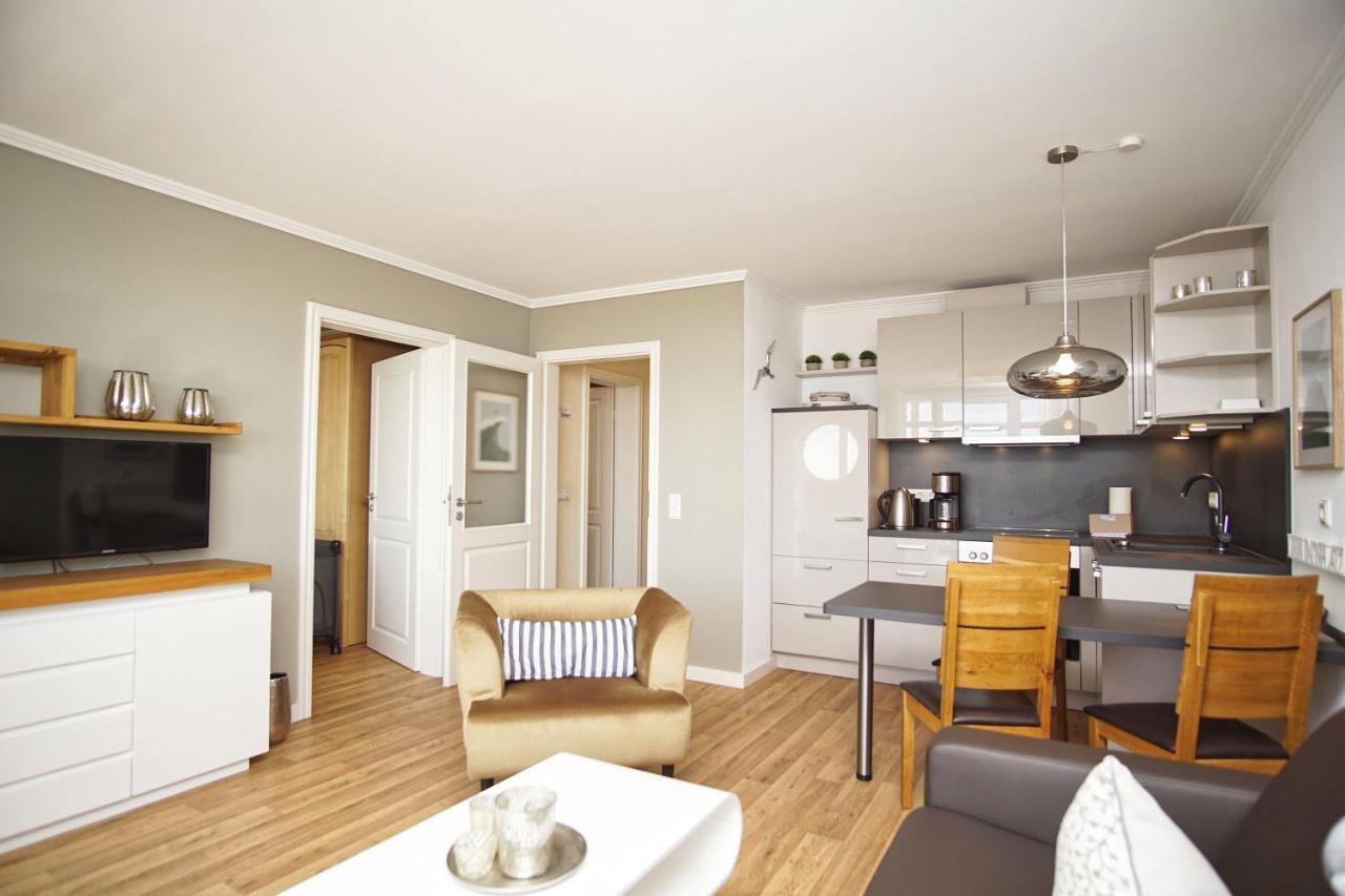 Mit Meerblick Und Balkon, Gratis Nutzung Vom Ahoi Erlebnisbad Und Sauna In Sellin - Meeresblick Fewo 25 Герен Екстер'єр фото